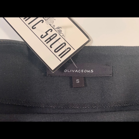 Black Faux Leather Skirt Peplum Flare Flounce New - Picture 2 of 2